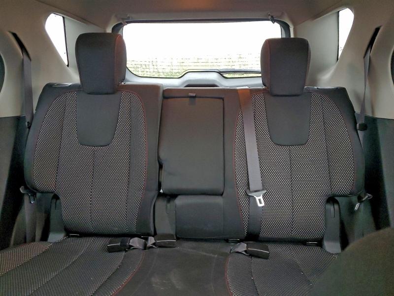 Фото 10 - CHEVROLET EQUINOX