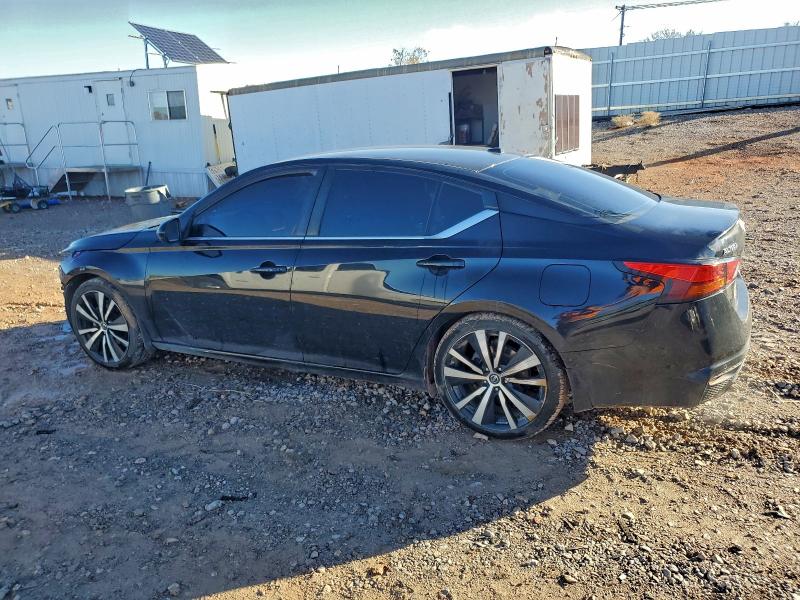 Фото 2 - NISSAN ALTIMA