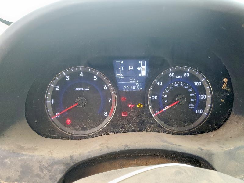 Фото 9 - HYUNDAI ACCENT