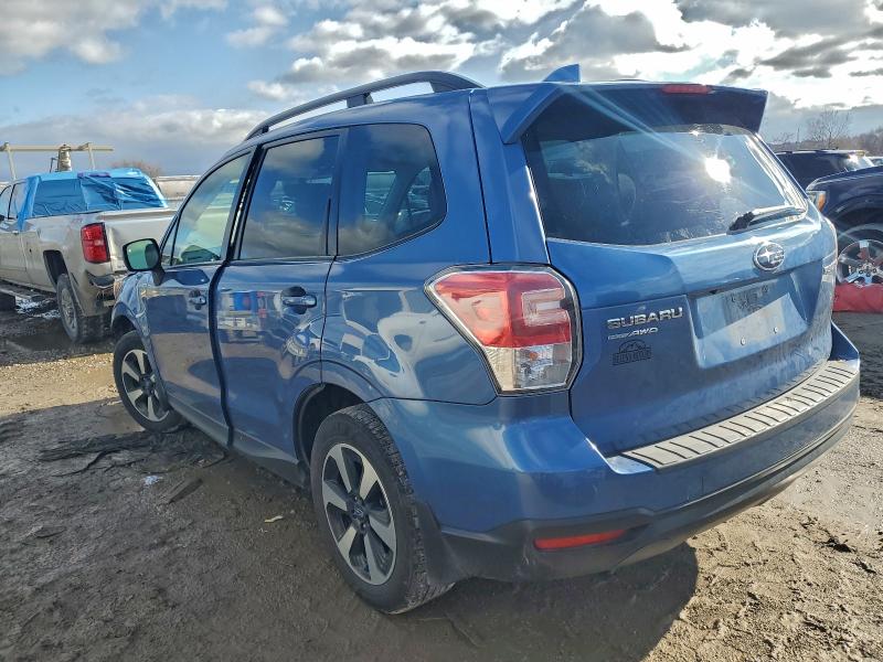 Фото 2 - SUBARU FORESTER