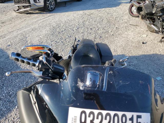 HARLEY-DAVIDSON FL 2013