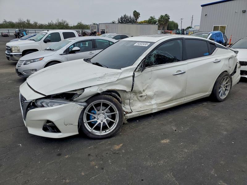 Фото 1 - NISSAN ALTIMA