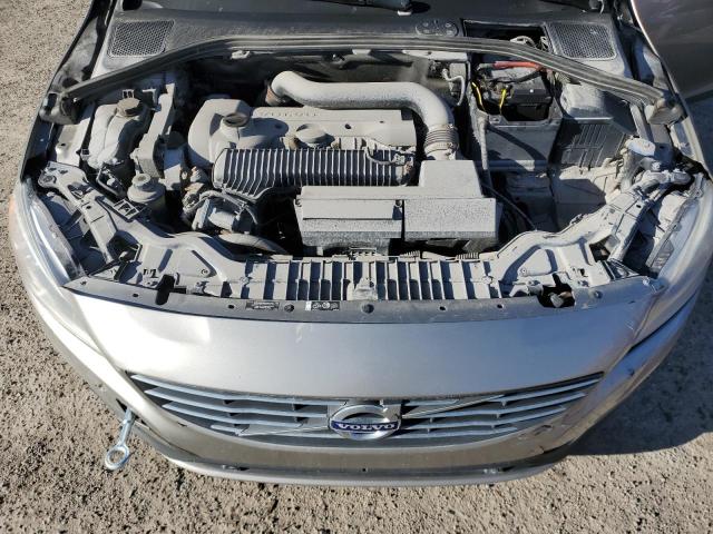 Фото 11 - VOLVO V60