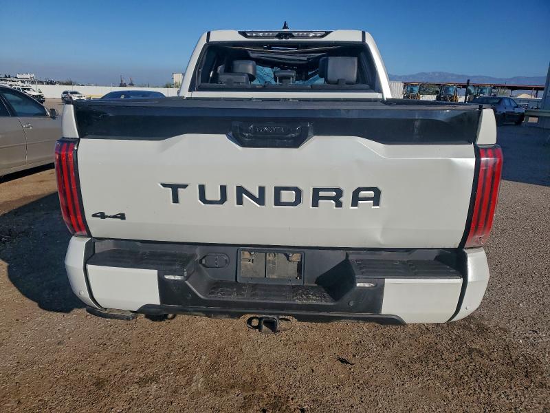 Фото 6 - TOYOTA TUNDRA