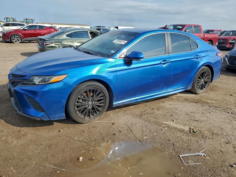 Фото 1 - TOYOTA CAMRY