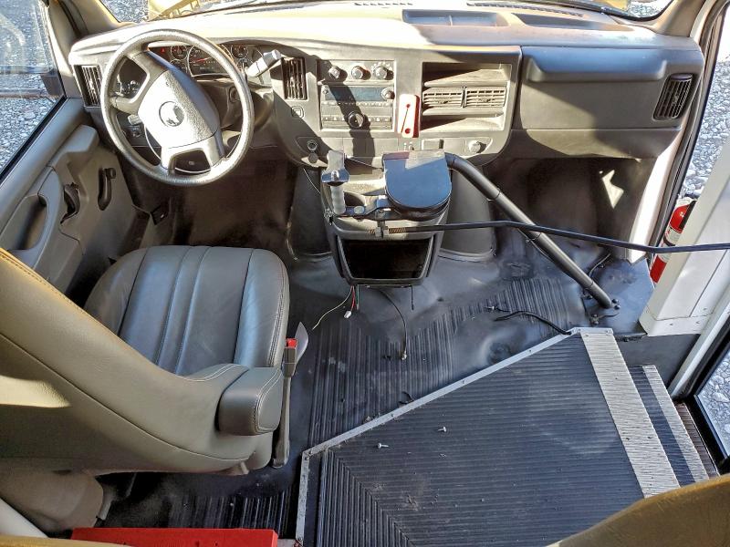 Фото 9 - CHEVROLET EXPRESS