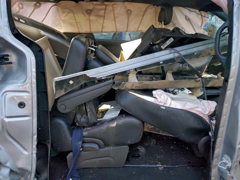 Фото 11 - DODGE CARAVAN