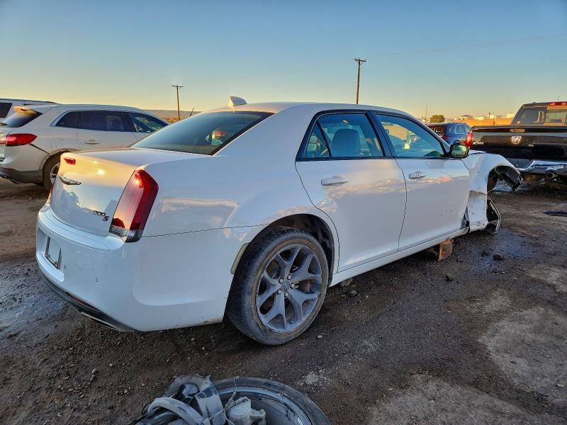 Фото 3 - CHRYSLER 300