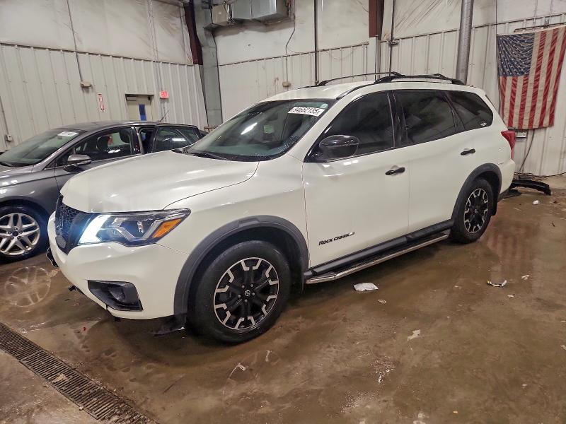 Фото 1 - NISSAN PATHFINDER