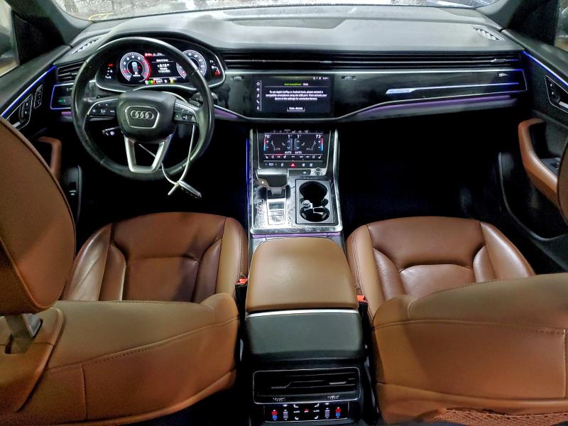 Фото 8 - AUDI Q8