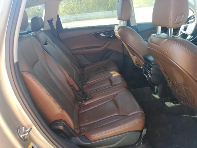 Фото 11 - AUDI Q7