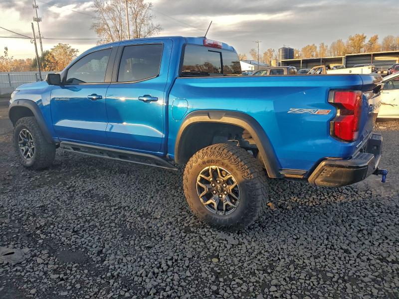 Фото 2 - CHEVROLET COLORADO