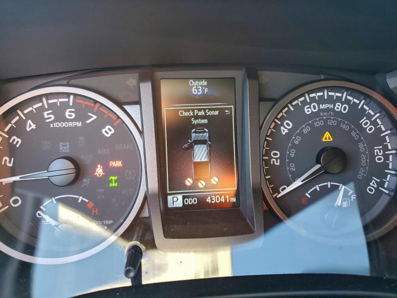 Фото 9 - TOYOTA TACOMA