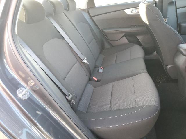 Фото 10 - KIA FORTE