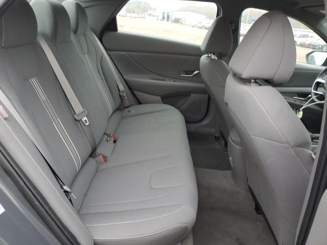 Фото 10 - HYUNDAI ELANTRA