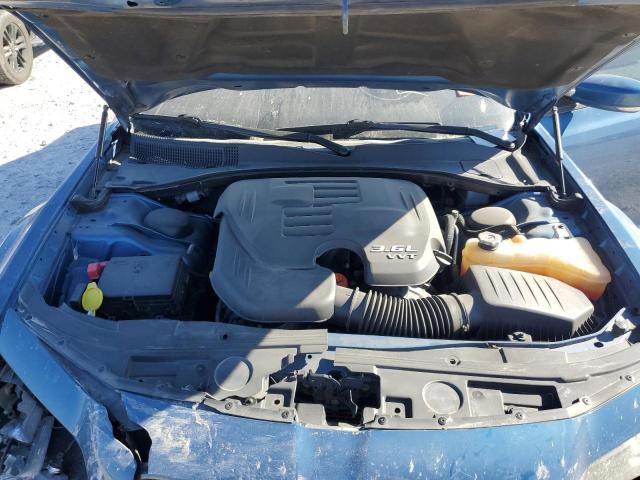 Фото 11 - CHRYSLER 300