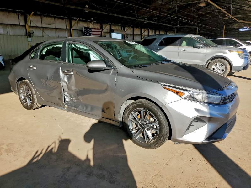 Фото 4 - KIA FORTE