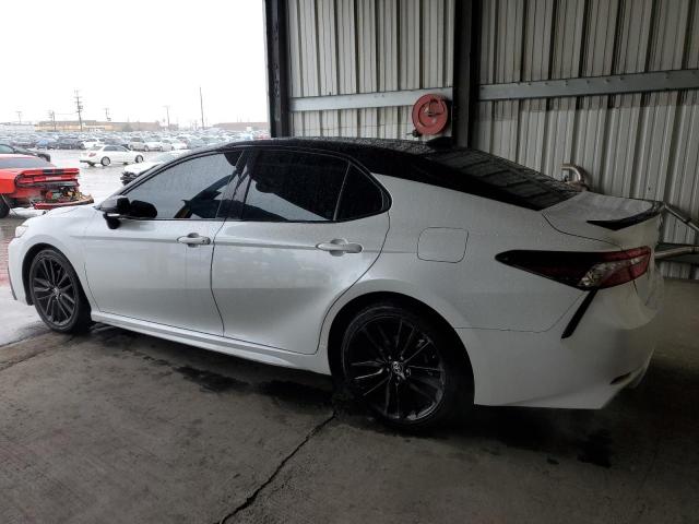 Фото 2 - TOYOTA CAMRY