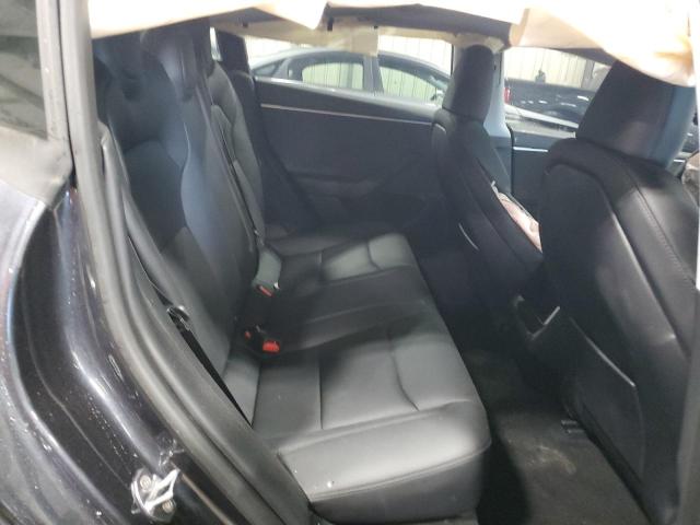 Фото 10 - TESLA MODEL 3