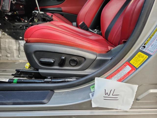 Фото 12 - LEXUS ES350