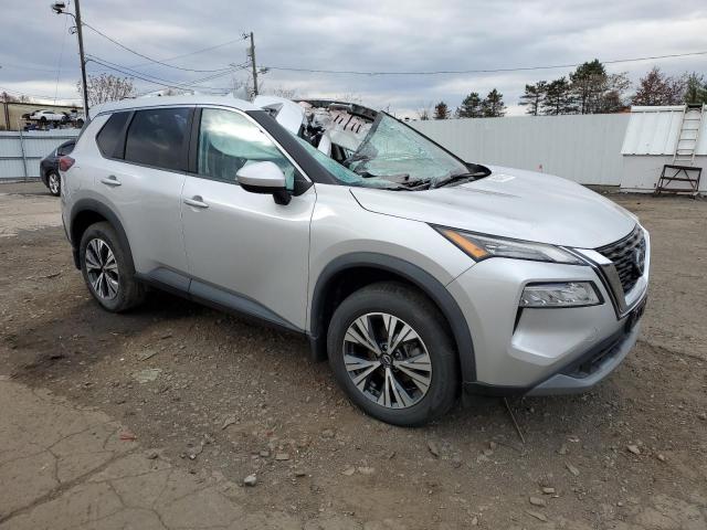 Фото 4 - NISSAN ROGUE