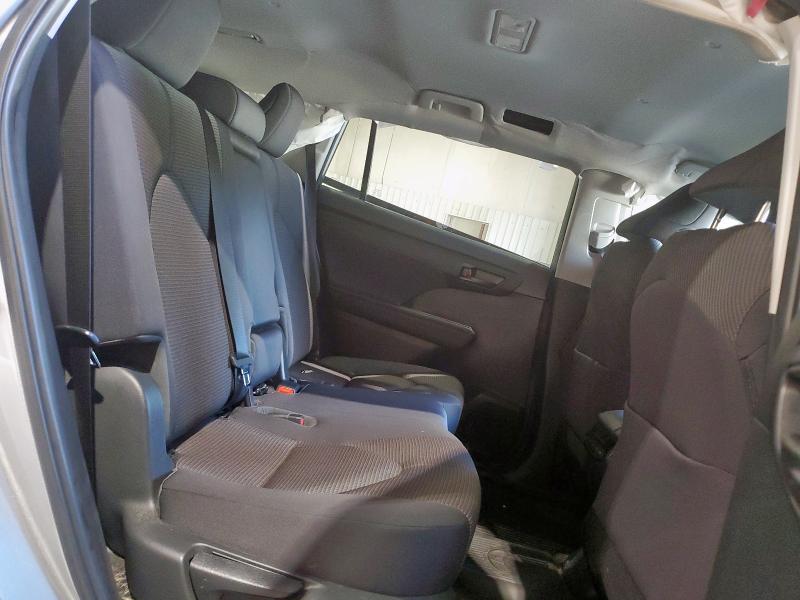 Фото 10 - TOYOTA HIGHLANDER