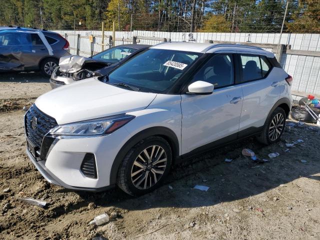 Фото 1 - NISSAN KICKS