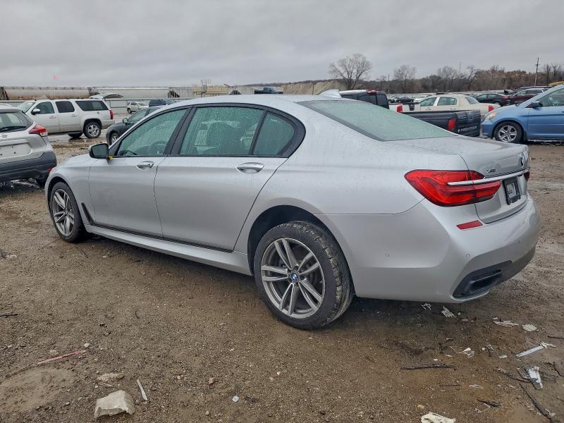 BMW 7 SERIES 2018 VIN WBA7F2C59JG424444