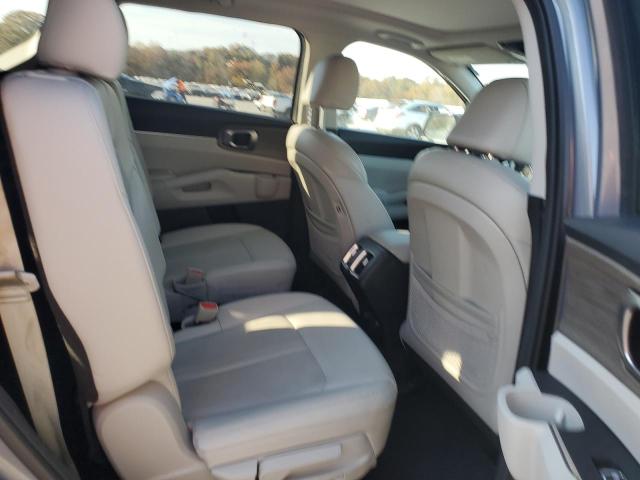 Фото 11 - KIA SORENTO