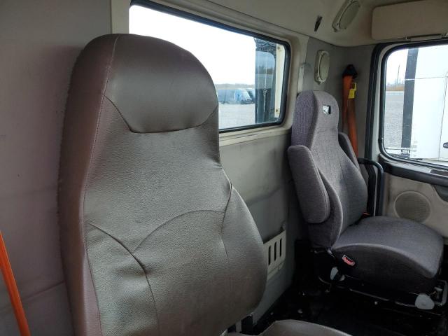 VOLVO All Models 2018 VIN 4V4N39TG6JN892841