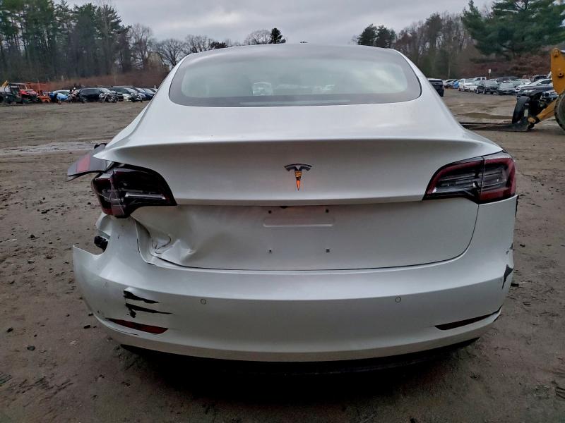 Фото 6 - TESLA MODEL 3