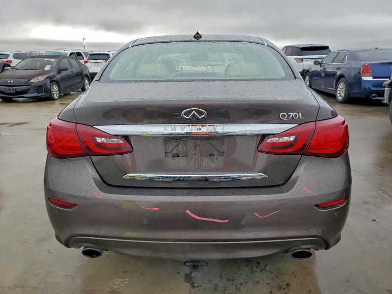 Фото 6 - INFINITI Q70