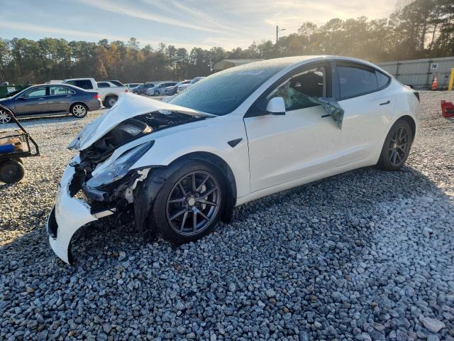 Фото 1 - TESLA MODEL 3