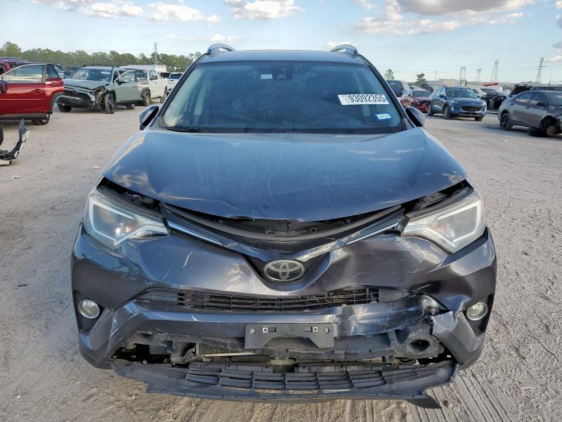 Фото 5 - TOYOTA RAV4