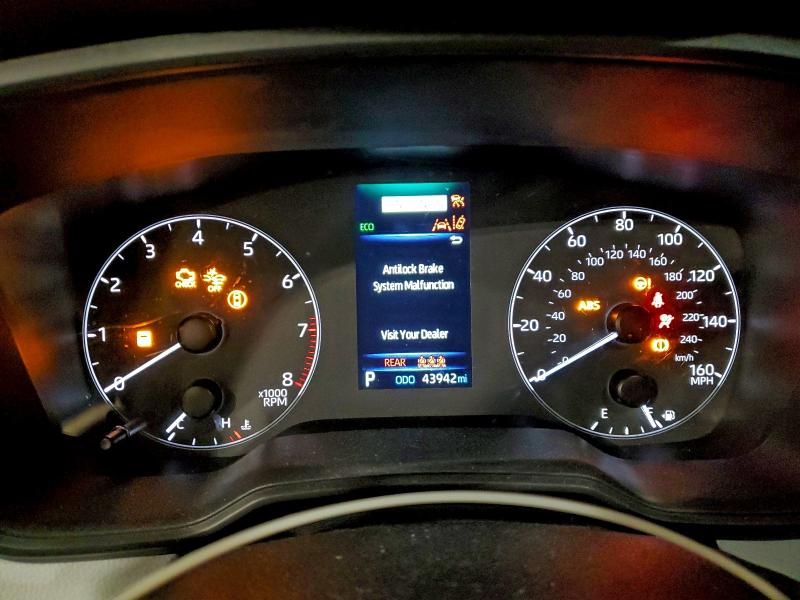 Фото 9 - TOYOTA COROLLA