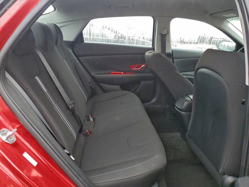 Фото 10 - HYUNDAI ELANTRA