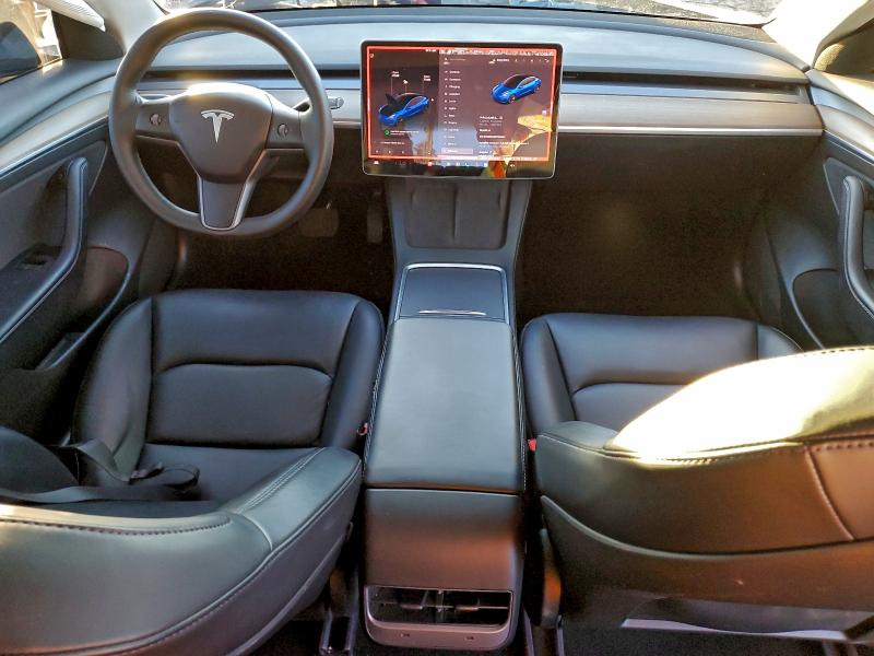 Фото 8 - TESLA MODEL 3