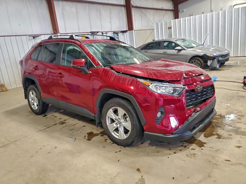 Фото 4 - TOYOTA RAV4