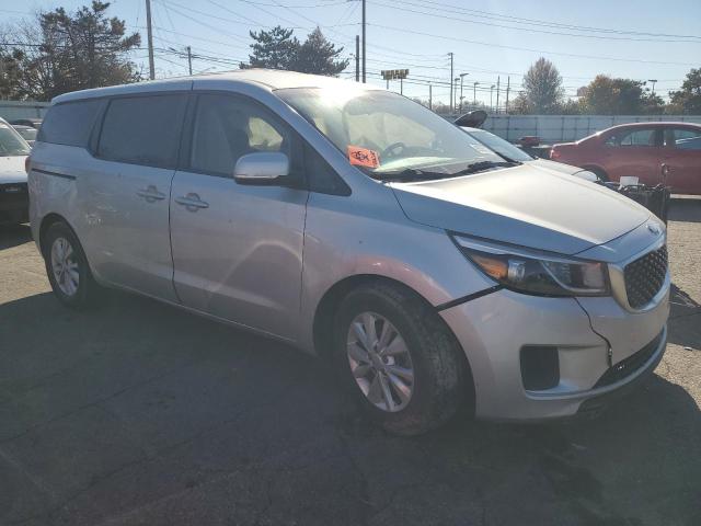 Фото 4 - KIA SEDONA