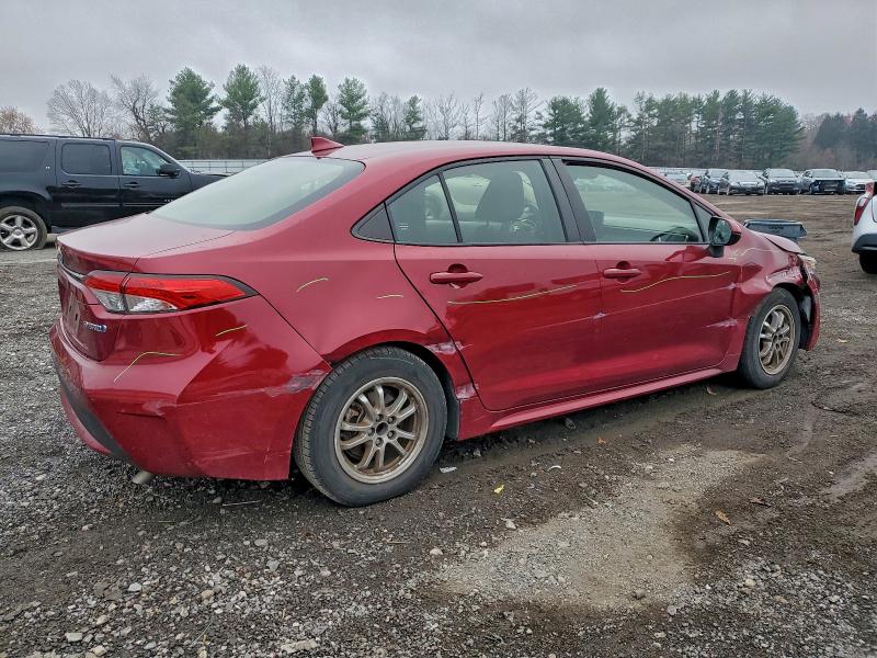 Фото 3 - TOYOTA COROLLA