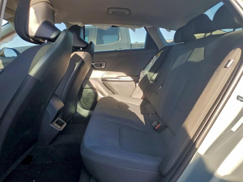 Фото 10 - KIA K4 LX