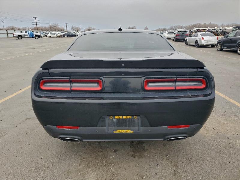 Фото 6 - DODGE CHALLENGER