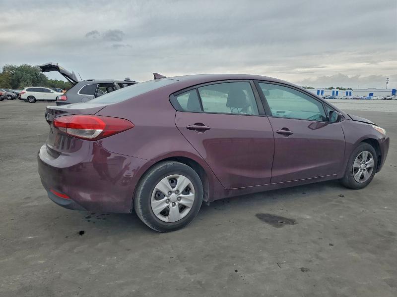 Фото 3 - KIA FORTE