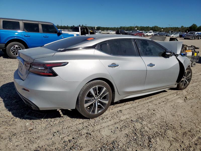 Фото 3 - NISSAN MAXIMA