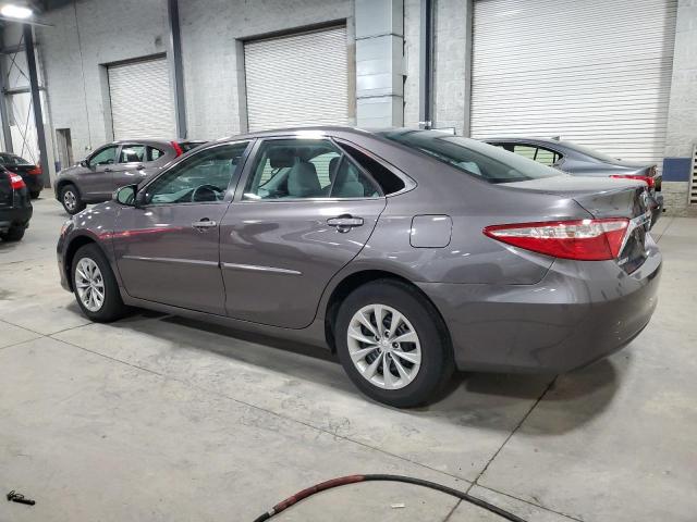 Фото 2 - TOYOTA CAMRY