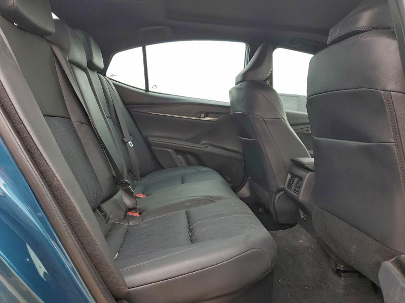 Фото 10 - TOYOTA CAMRY