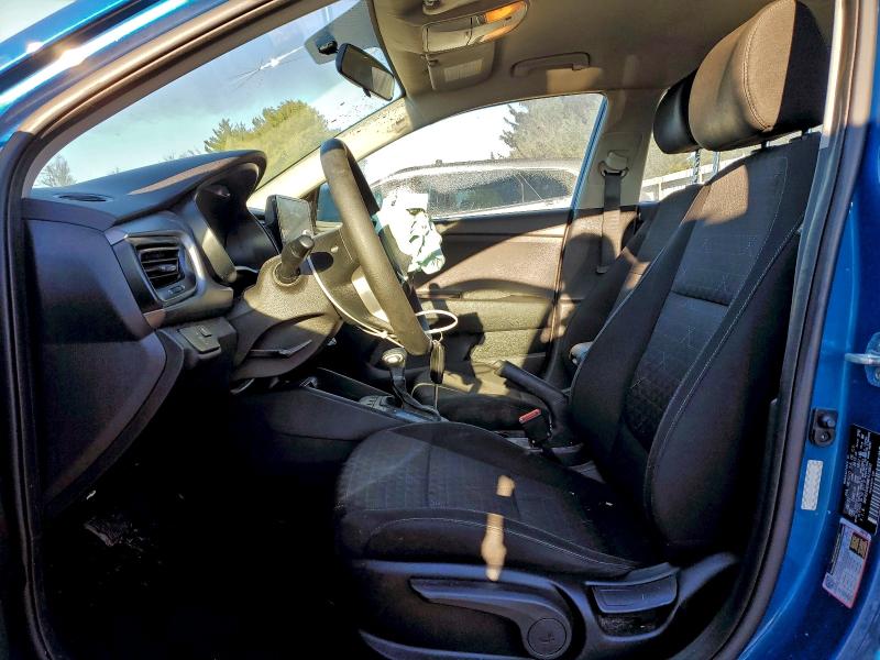 Фото 7 - KIA RIO