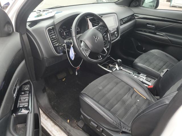 Фото 8 - MITSUBISHI OUTLANDER