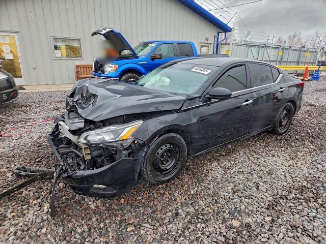 Фото 1 - NISSAN ALTIMA