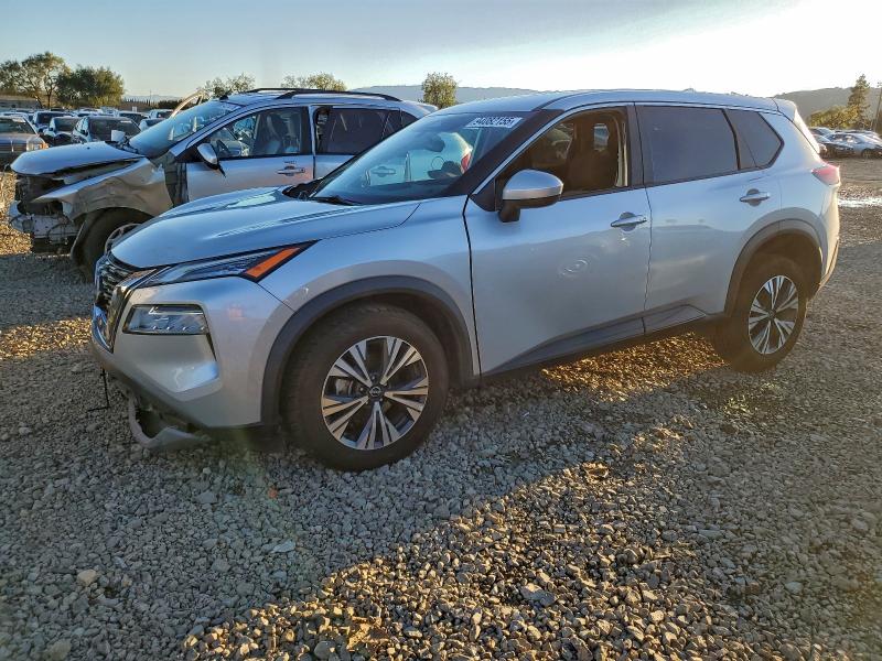 Фото 1 - NISSAN ROGUE